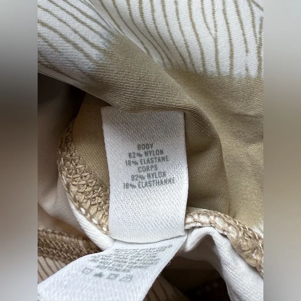 Aerie Chill Play Move High Waisted Geometic White Beige Tan Legging Size Small - Image 10