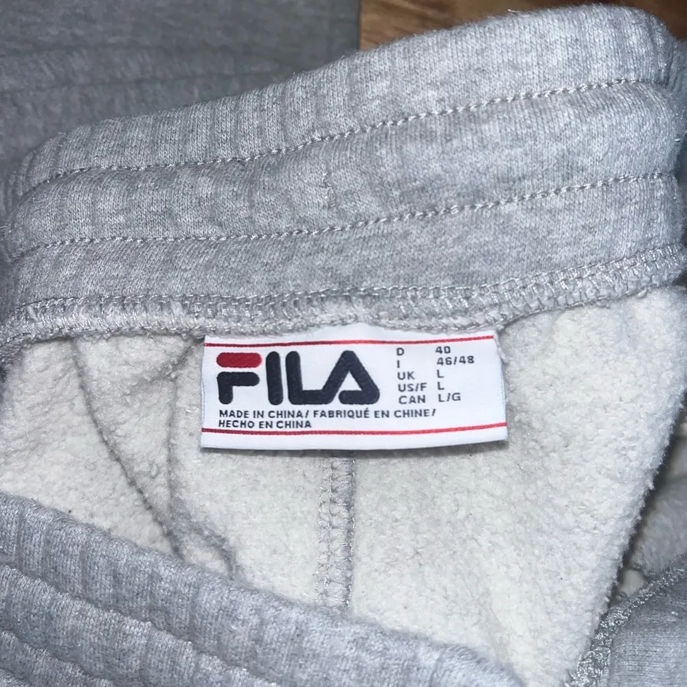 FILA  Joggers Size Large - Image 3