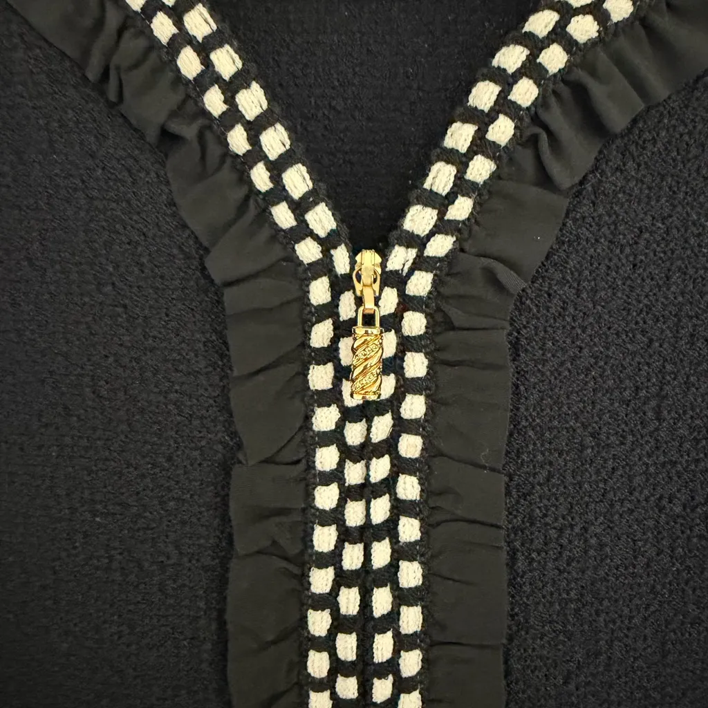 St. John Collection Dark Navy Knit Jacket With Gold Tone Buttons 14 Santana Knit - Image 4