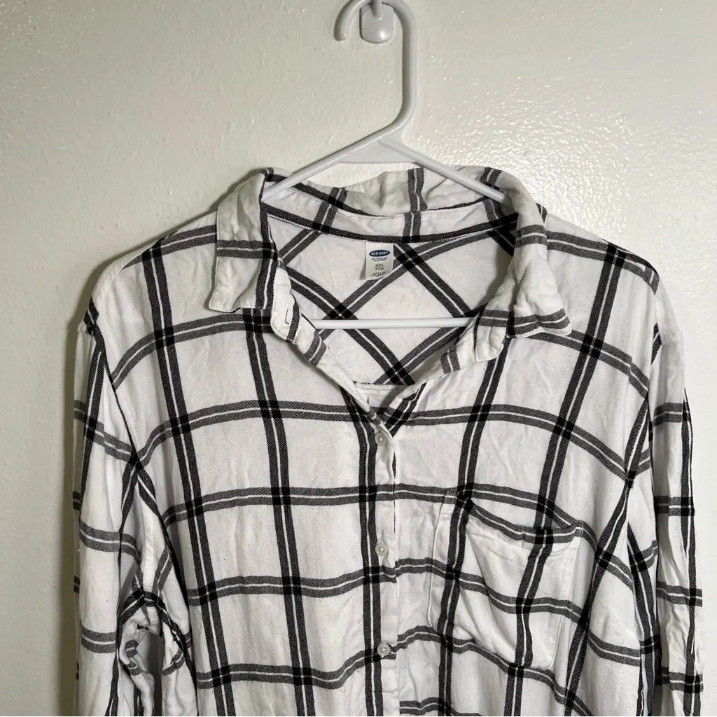 Old Navy Classic Button Down Shirt White Black Window Pane Plaid XXL - Image 3