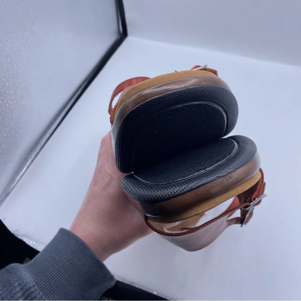 Dansko Lynnie Wedge red orange chunky Sandals size 41 vintage retro comfort - Image 11