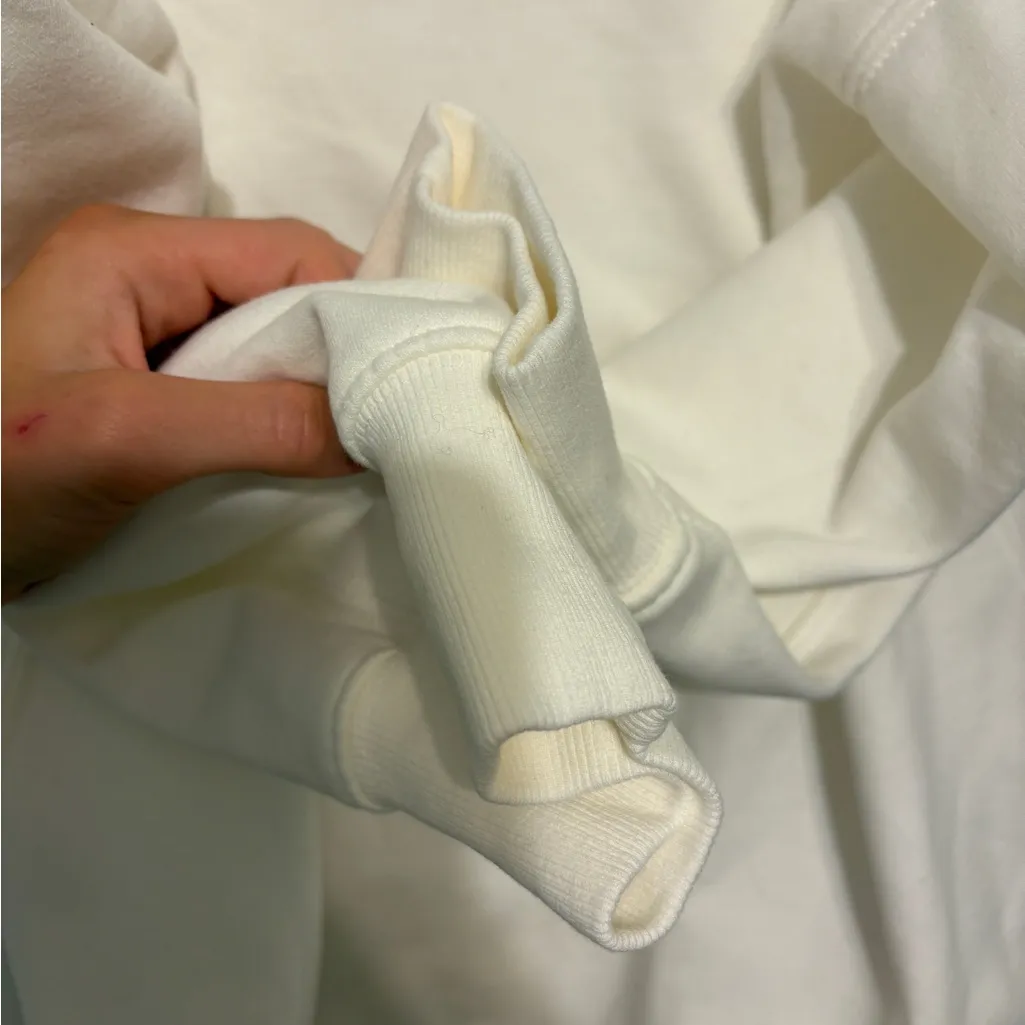 NWOT beyond yoga Crewneck - Image 5