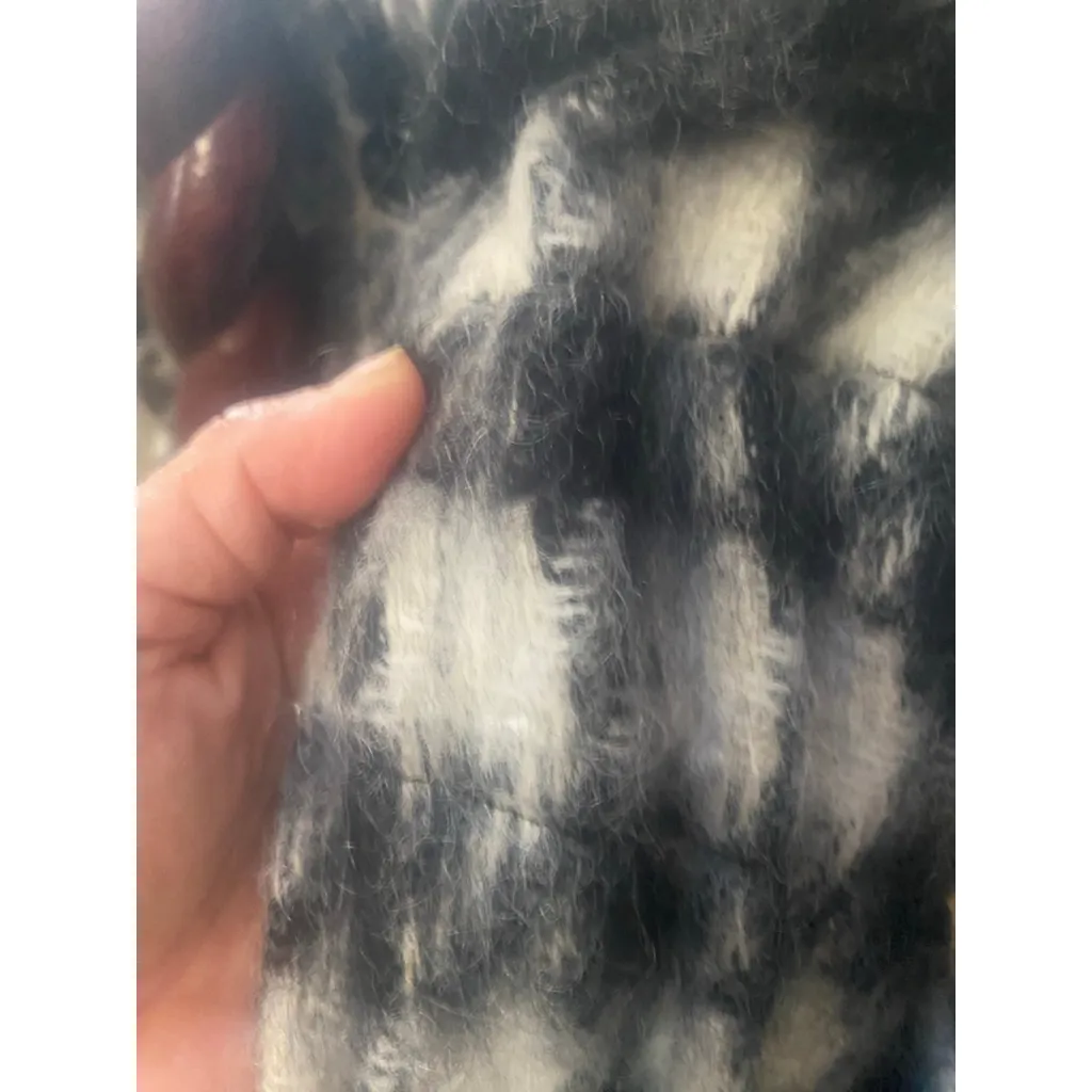 Women's vintage Bill Blass Plaid coat - Image 10