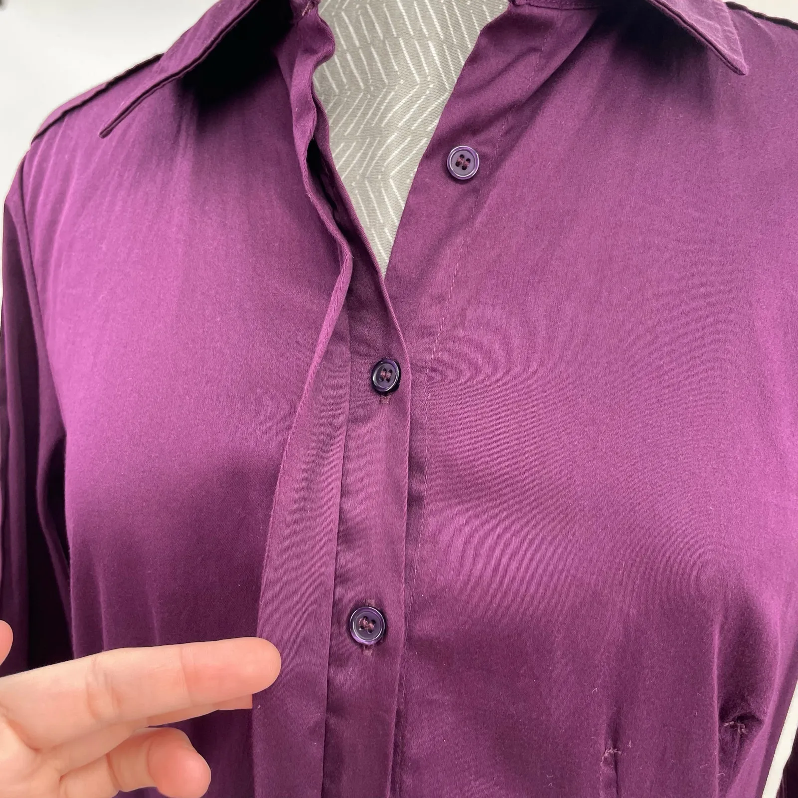 Plum Purple Button Down Blouse Shirt Long Sleeve Fall Jewel Tone Apt 9 Size S - Image 4