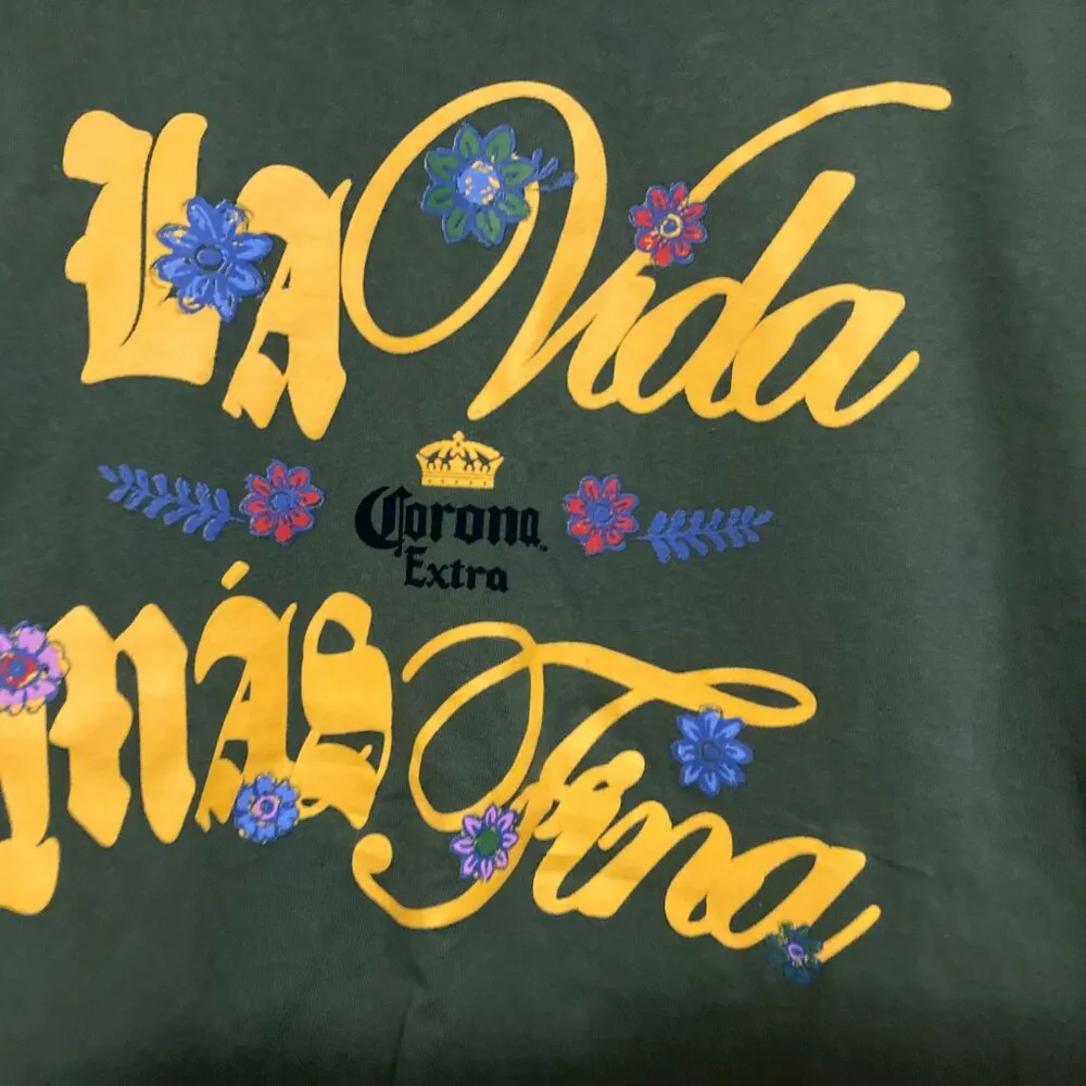 Corona La Vida Mas Fina Graphic T Shirt Large Green Short Sleeve Flowers NWOT - Image 2