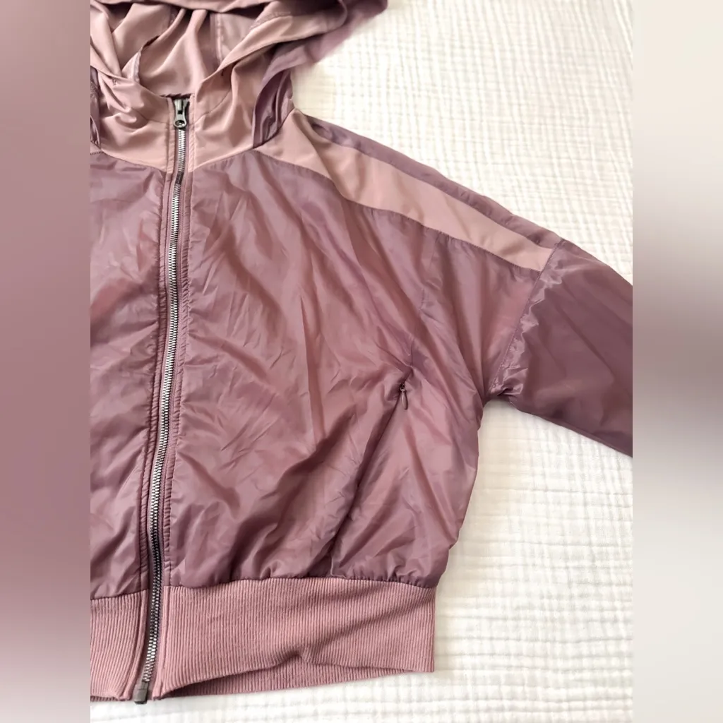 ALO Yoga Aqua Zip Hooded Jacket - Image 4