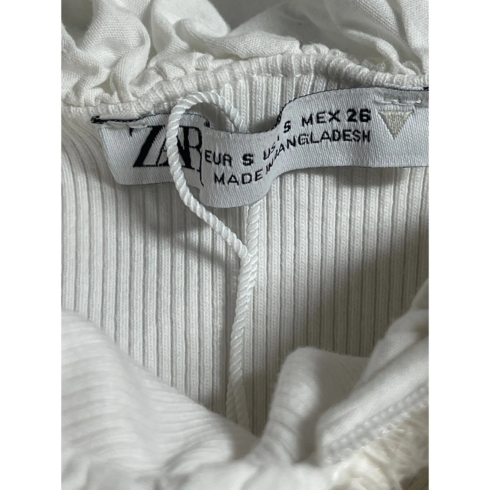 Zara Womens White Ruffle Ribbed Knit Scoop Neck Blouse Thong Bodysuit Top Size S - Image 3