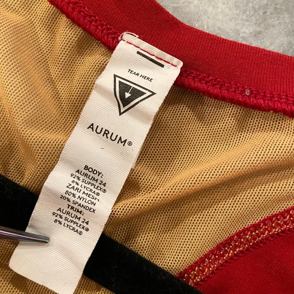 Aurum Cycling Mesh Back Red Cap Sleeve Crew Neck Athletic Top Red Gold Size 6 - Image 10