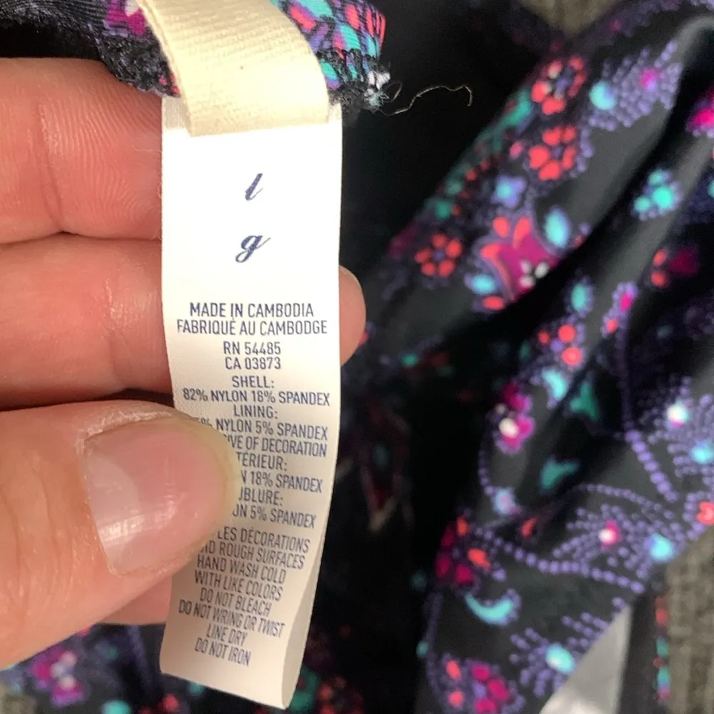 AEO NWOT Swimsuit Bottoms Size L - Image 4