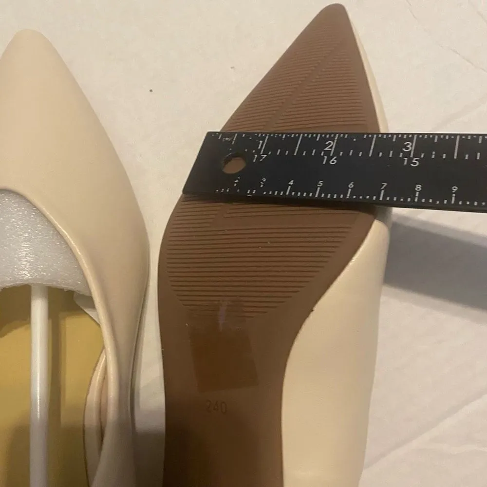 C.PARAVANO Women’s Low Block Heel White Pumps Size EU 38 US 7.5 New‎ With Box - Image 5