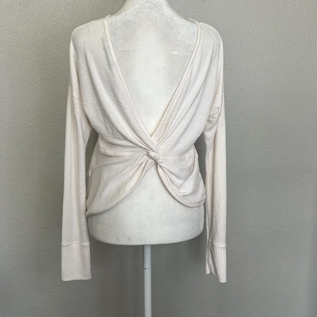 Abercrombie Twist Back Long Sleeve Knit Top Size XS - Image 3