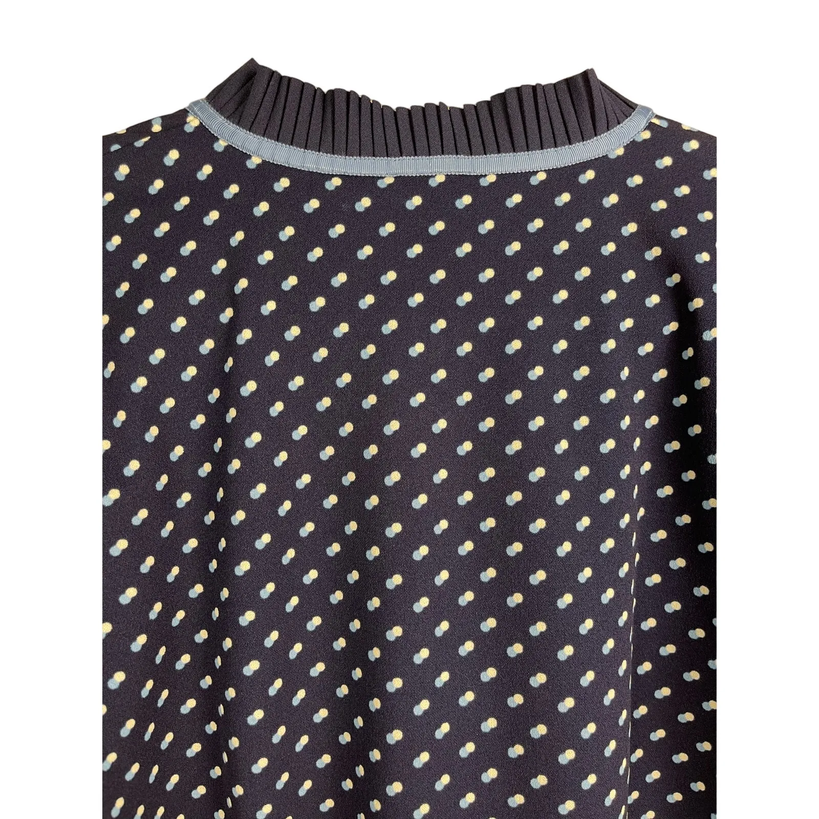Talbots Pleated Dark & Light‎ Blue Dots Tie Neck Top Size Medium - Image 10