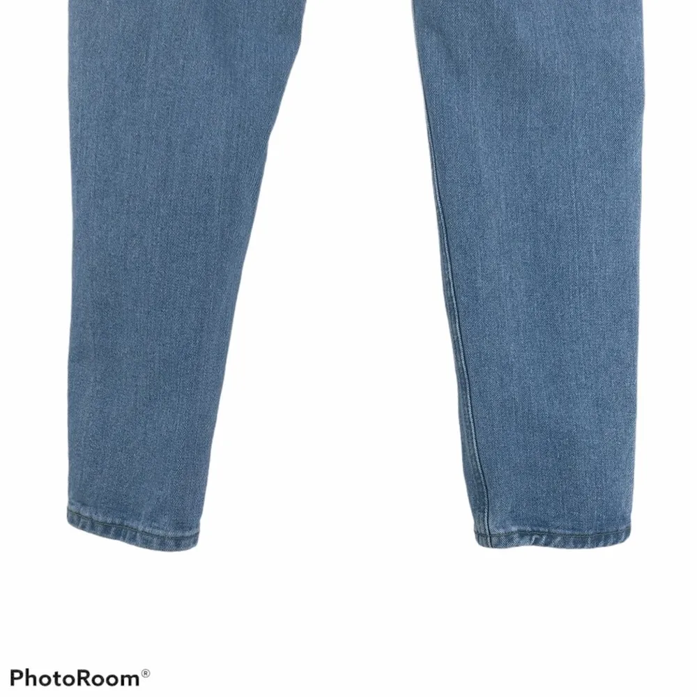 Nasty Gal Distressed High Waisted Mom Distressed Jeans 8 - Image 3
