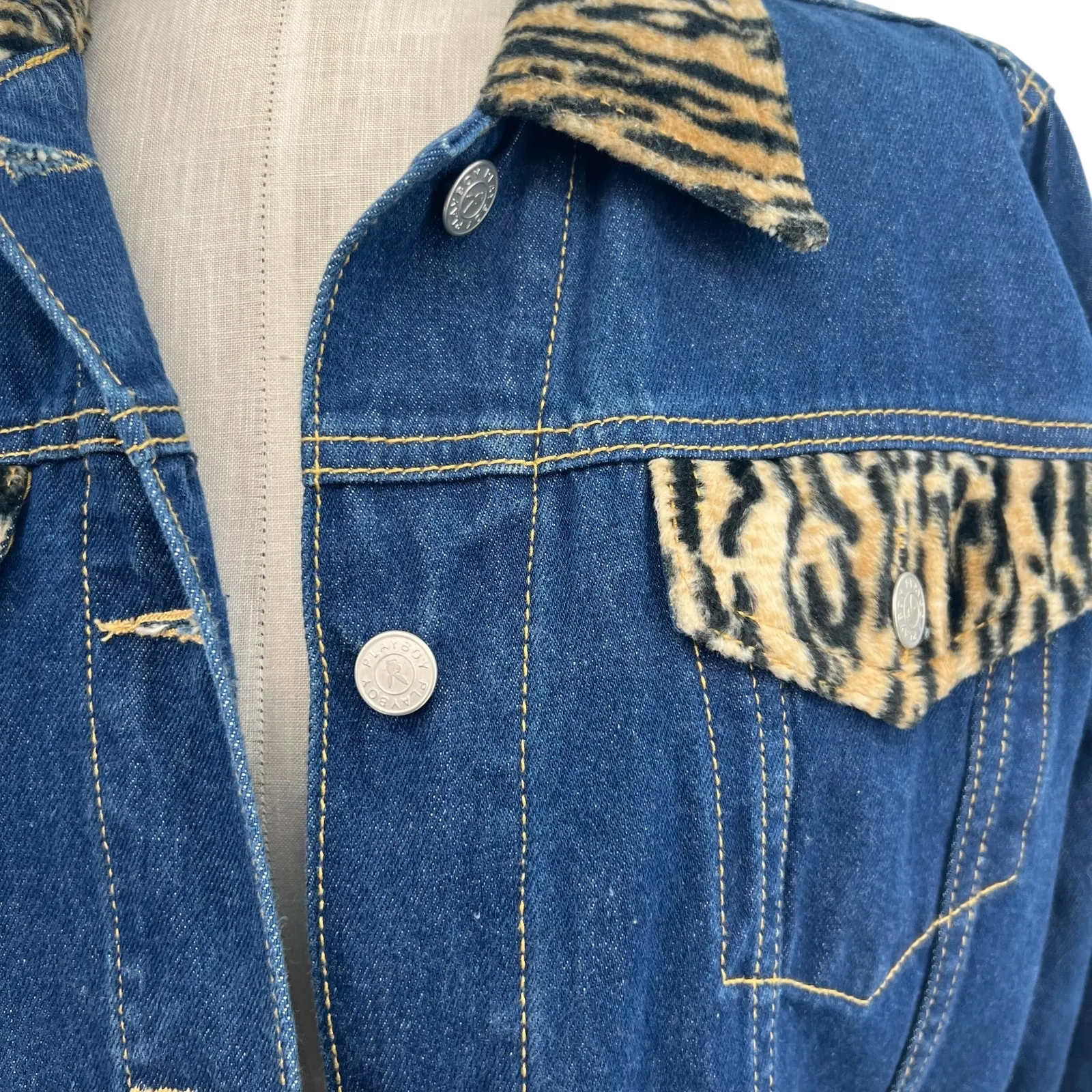 Vintage Playboy Leopard Trim Denim Jacket Y2K Cropped Jean Jacket Size Large - Image 5