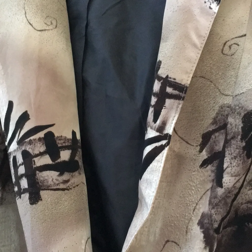 FINAL MARKDOWN Ladies dress barn jacket small - Image 4