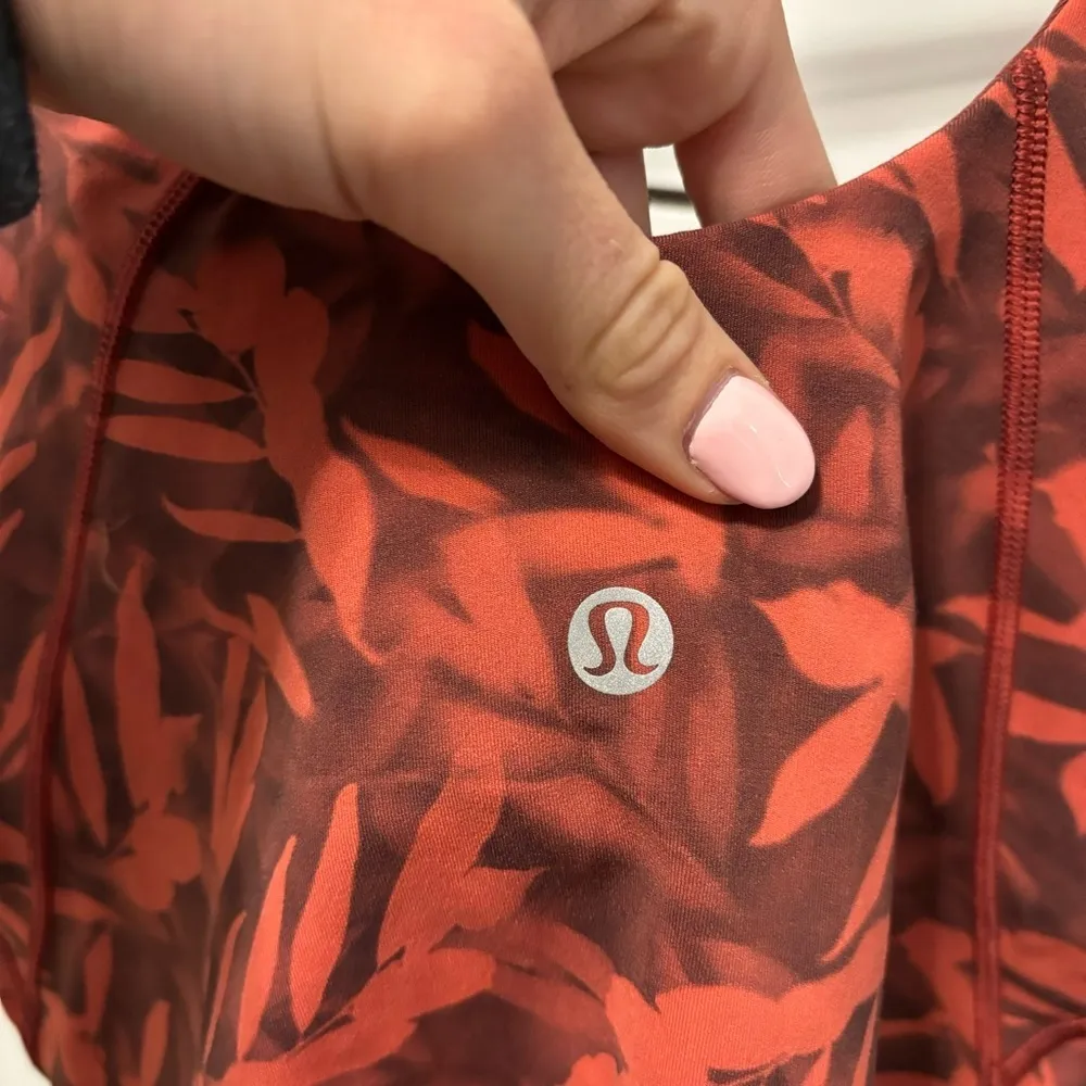 Lululemon Align Cropped Tank
Spray Leaf Fireside Red Multi - Image 6