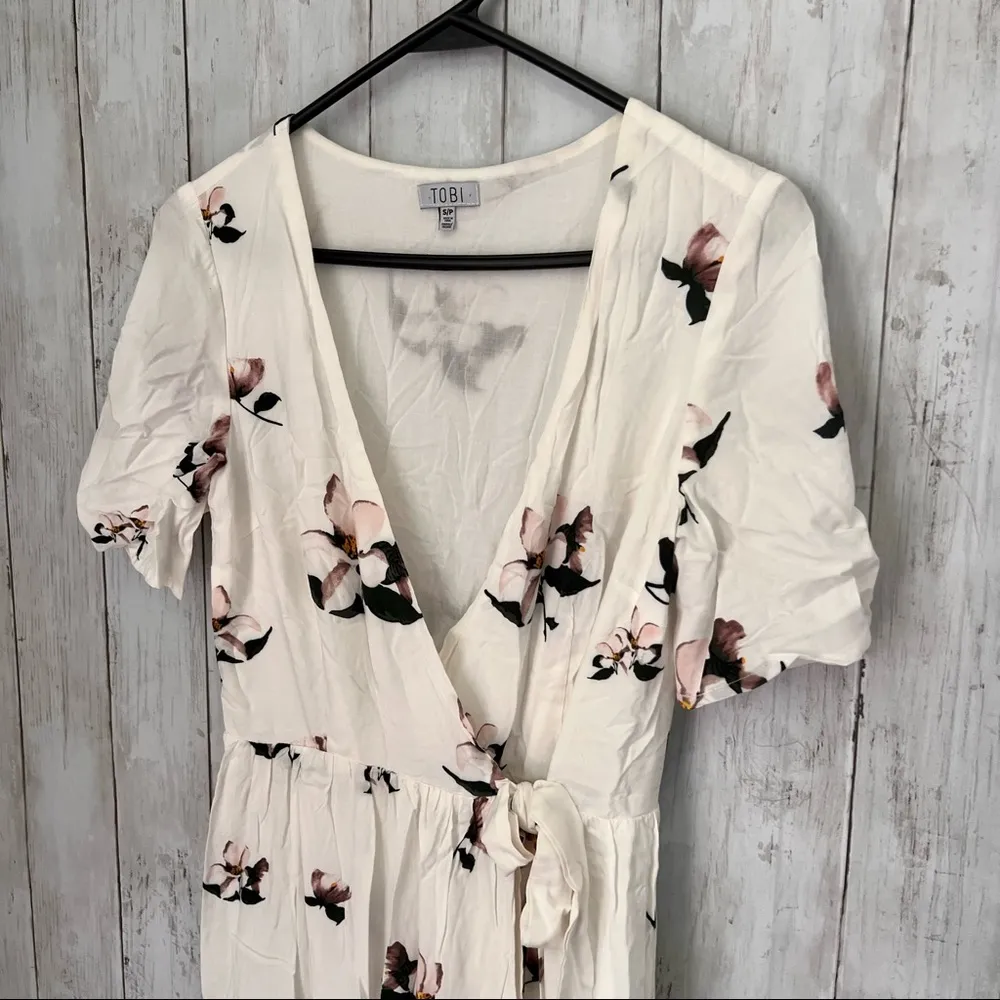 Tobi Wrap Maxi Dress - Image 4