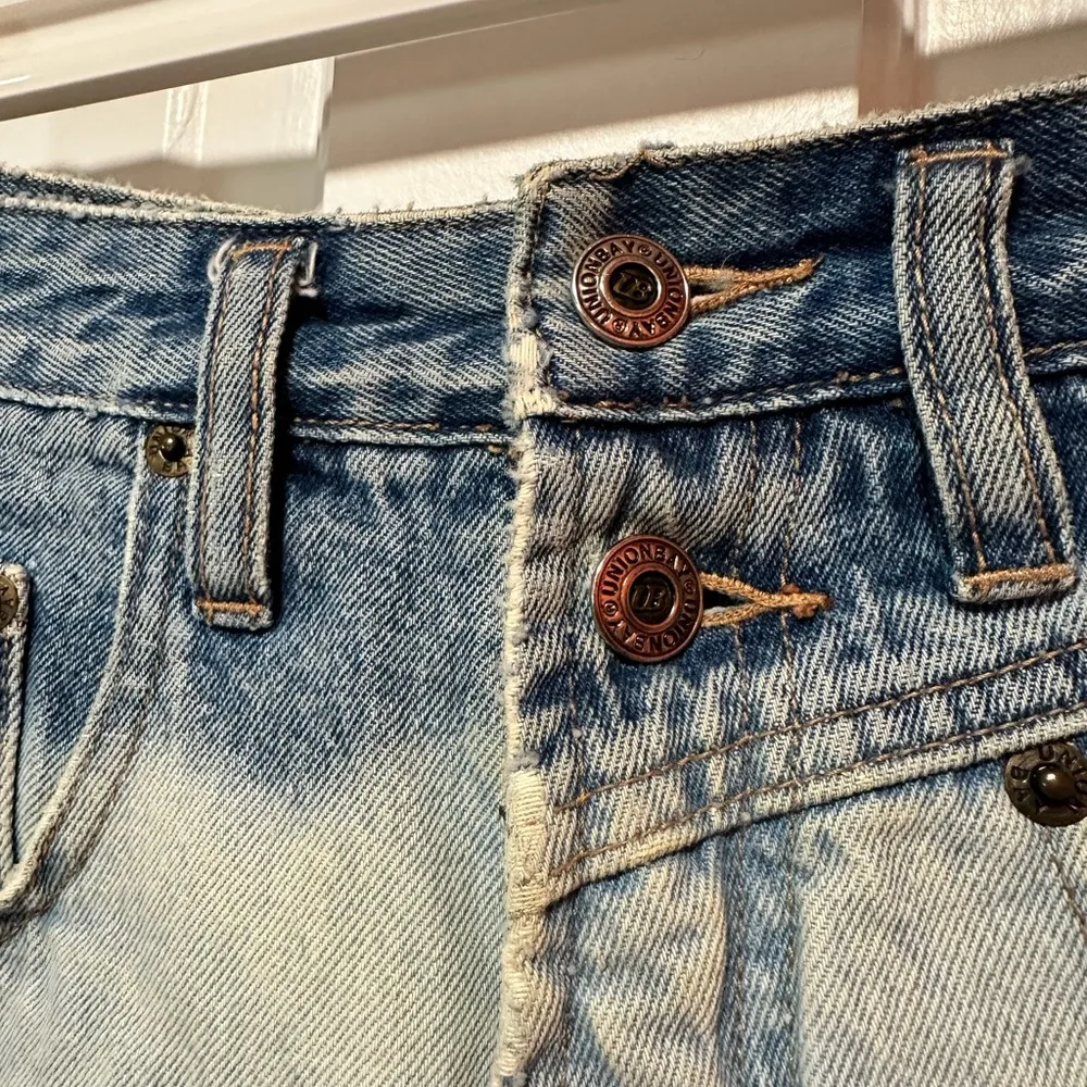 Vintage UNIONBAY Ombre Distressed Jean Shorts Size 11 - Image 3