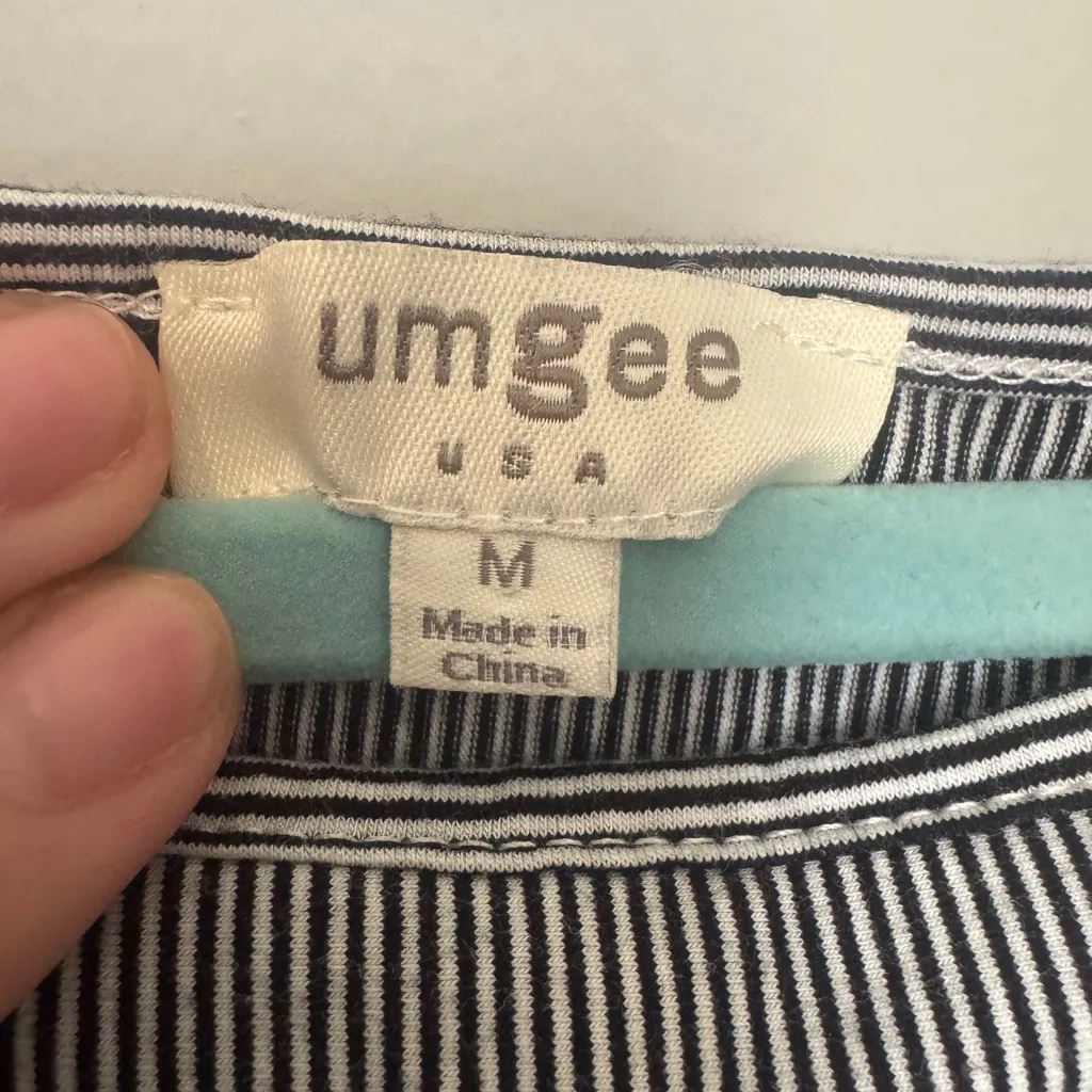 Umgee Black and White Striped Cold Shoulder Lace Top - Image 5