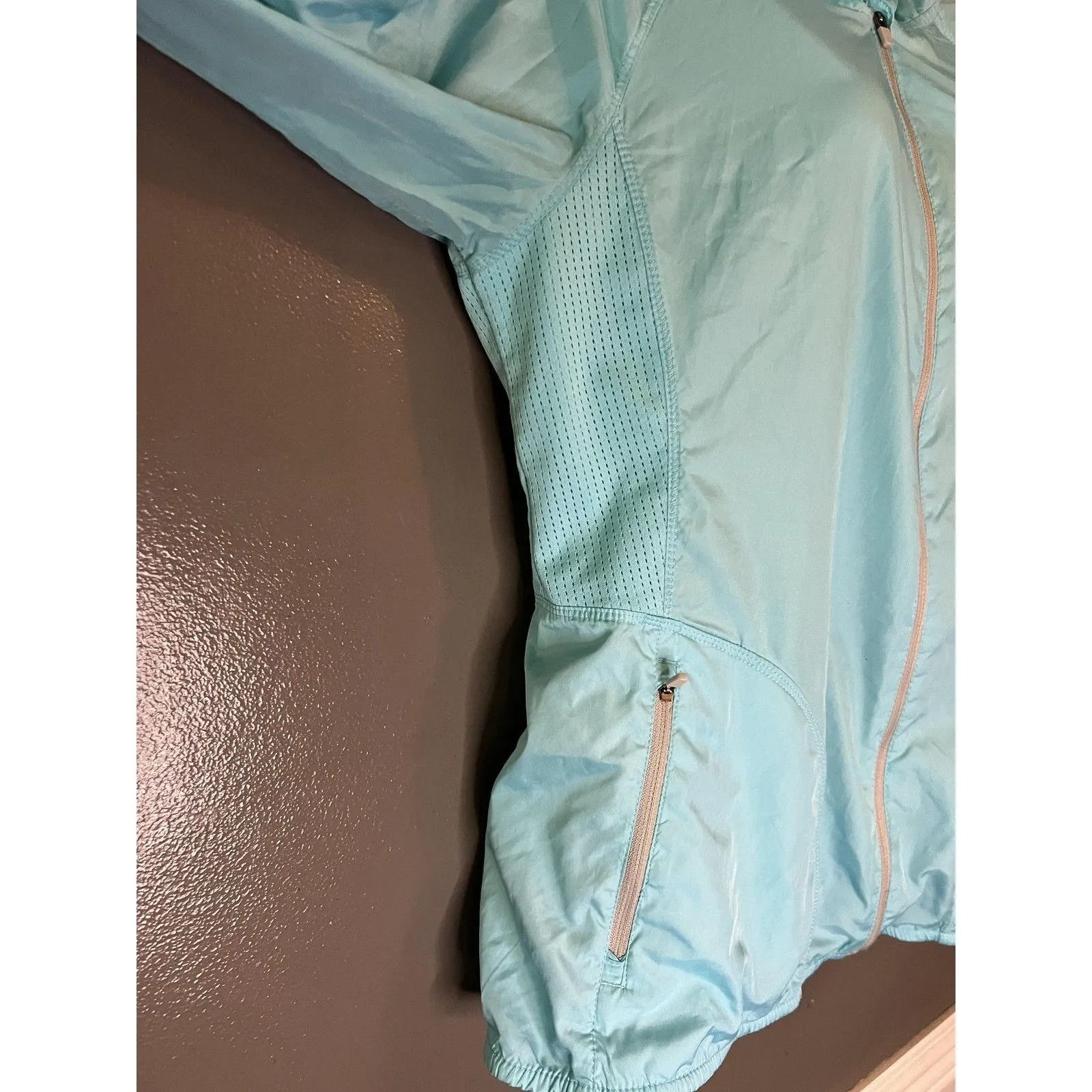 Danskin Now Jacket Womens Medium Blue Fish Hooded Lightweight Windbreaker Mesh - Image 4