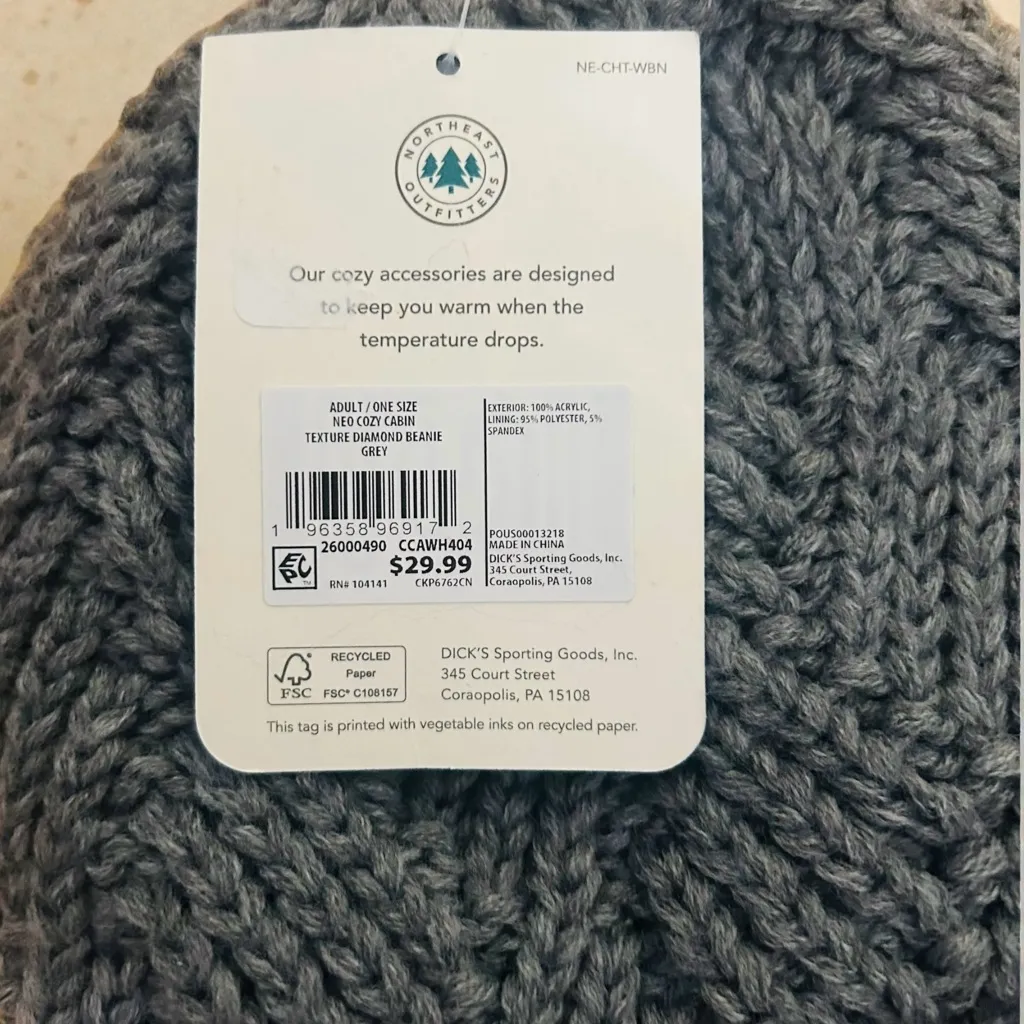 Northeast Outfitters Women’s Cozy Cabin Beanie Grey Diamond Texture NWT - Image 3