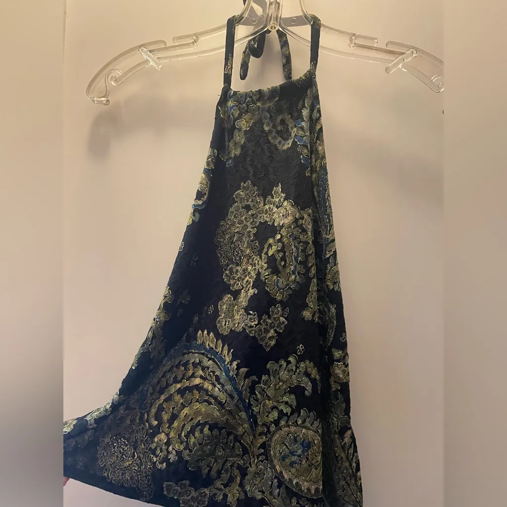 Elegant Black and Gold Paisley Halter Top Size XS - Image 5