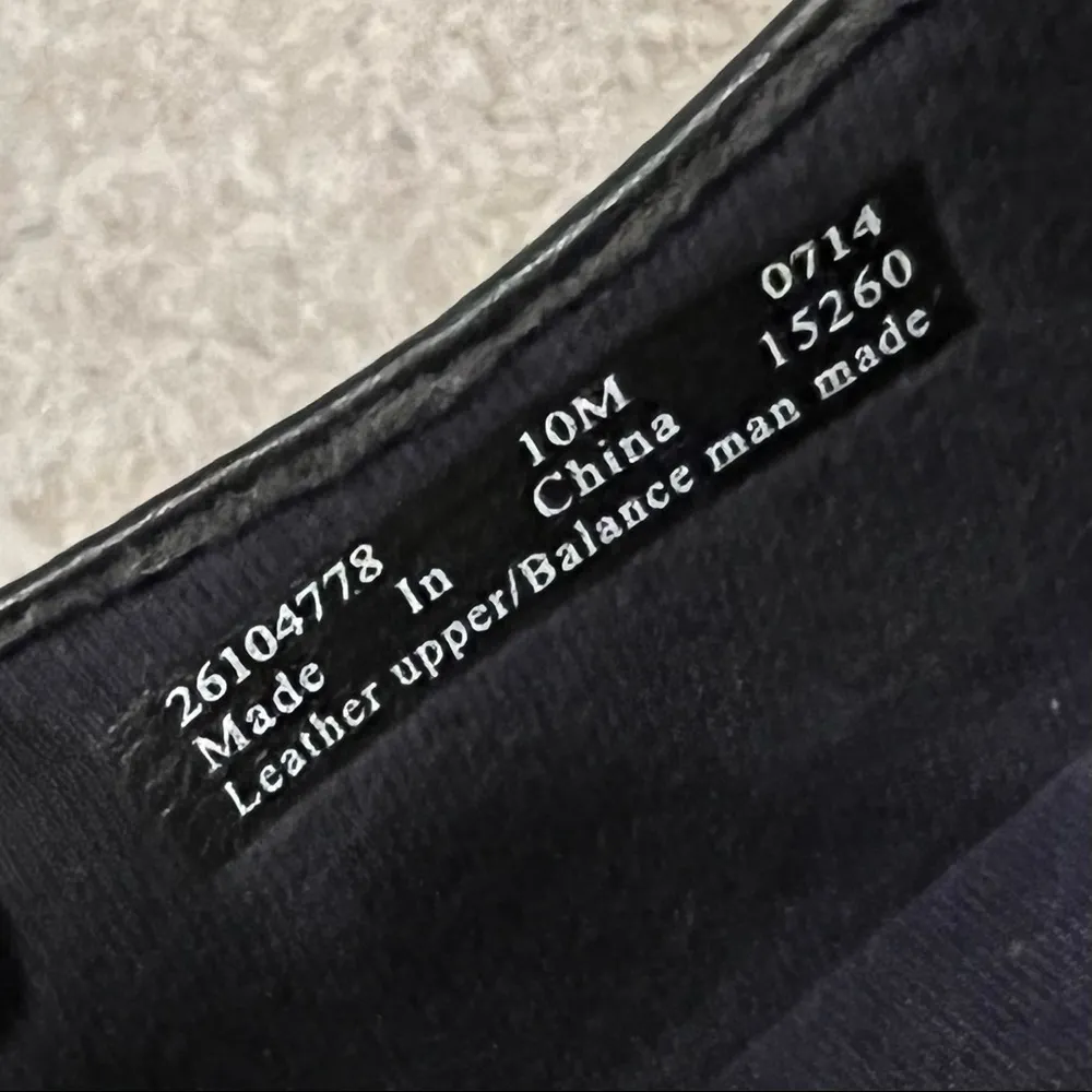 Clarks Leather Shoes Ashland Tide Black Tumb Loafers, Size 10M - Image 10