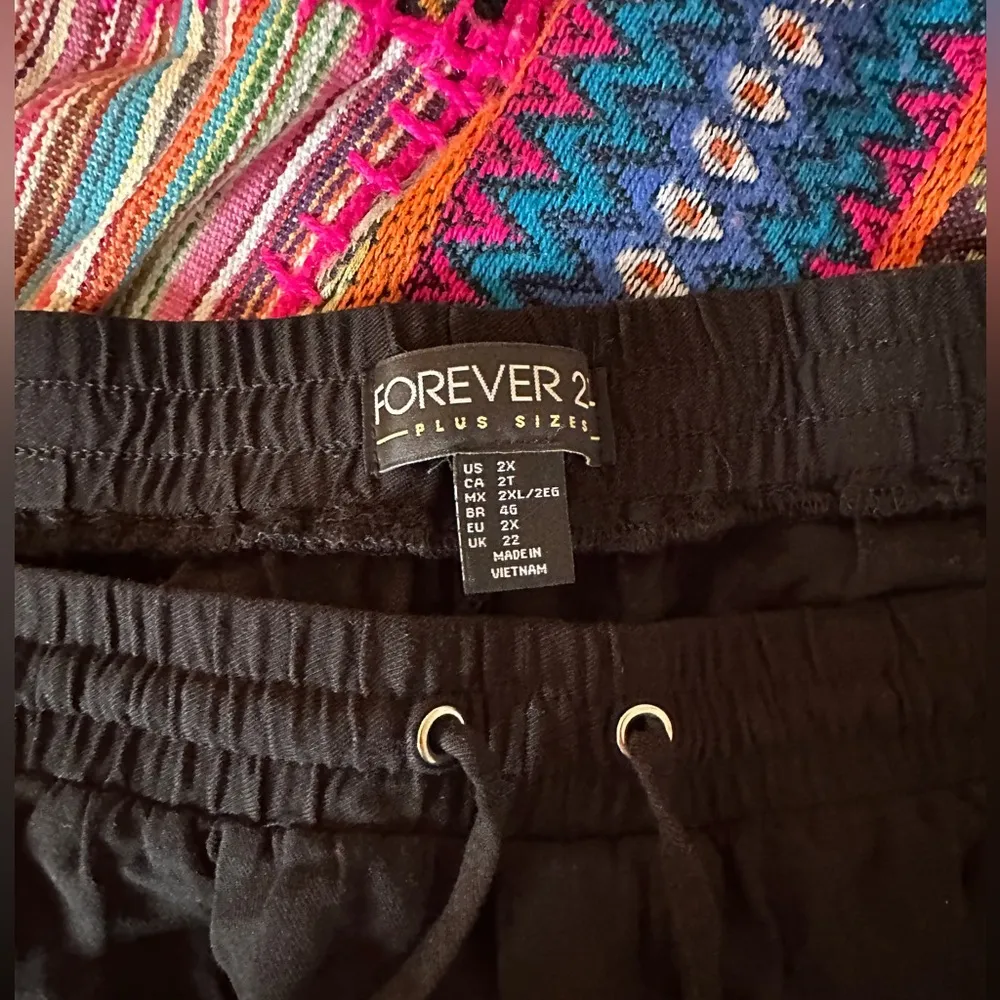 Woven Black Pants from forever 21+ in 2x, NWT - Image 2
