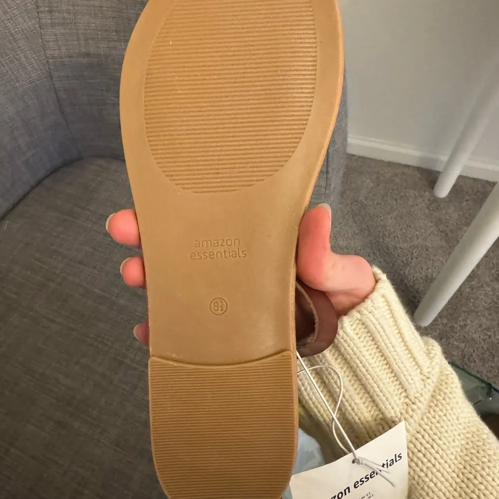 NWT Amazon essentials sandals - Image 9