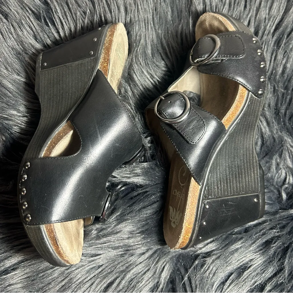 DANSKO Fern Studded Wedge Leather Buckle Platform Slide-On Sandals Black Sz37EU - Image 8
