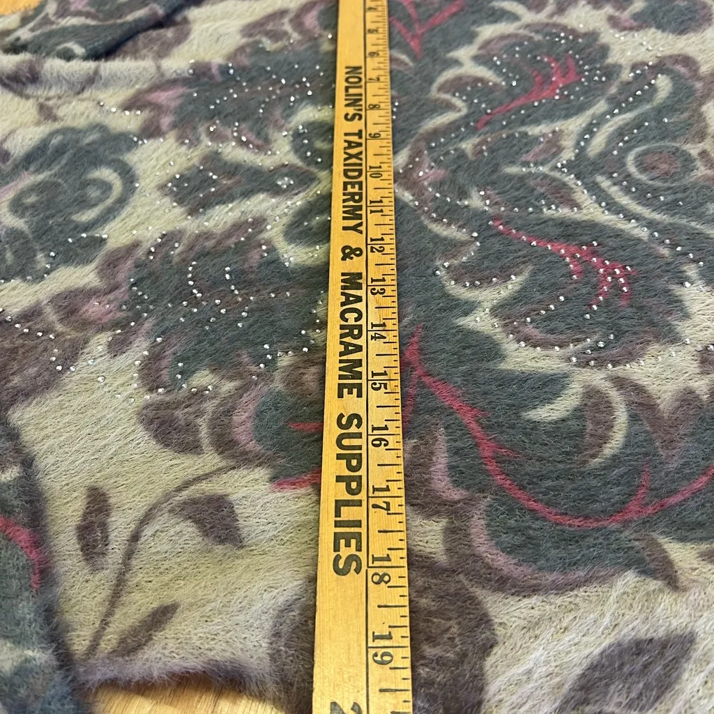 Simply Couture Soft Floral Patterned with Silver Details Sweater  Sz S - Image 5