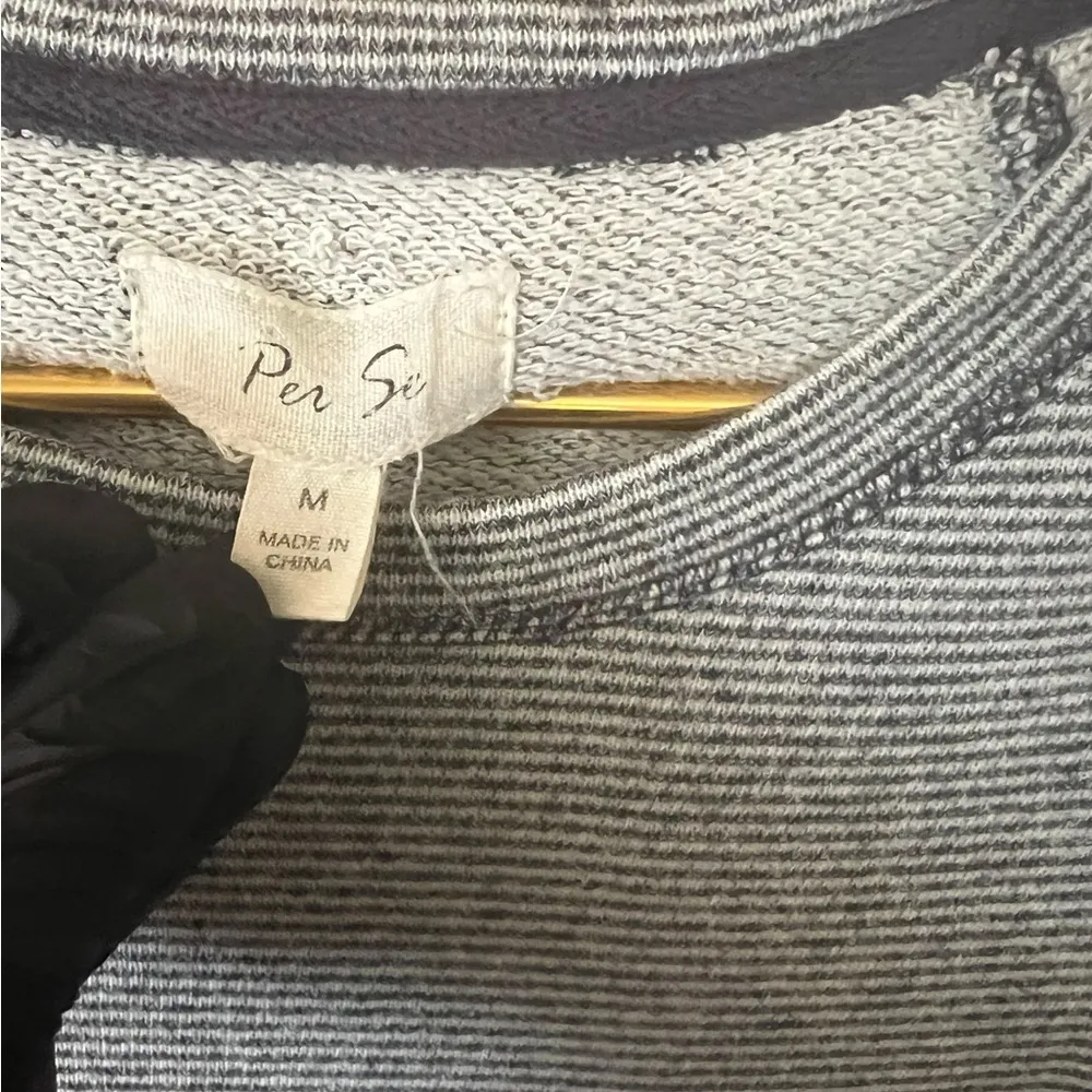 Per Se Crew Neck Grey Striped Sweatshirt Long Sleeve Pockets Medium - Image 3