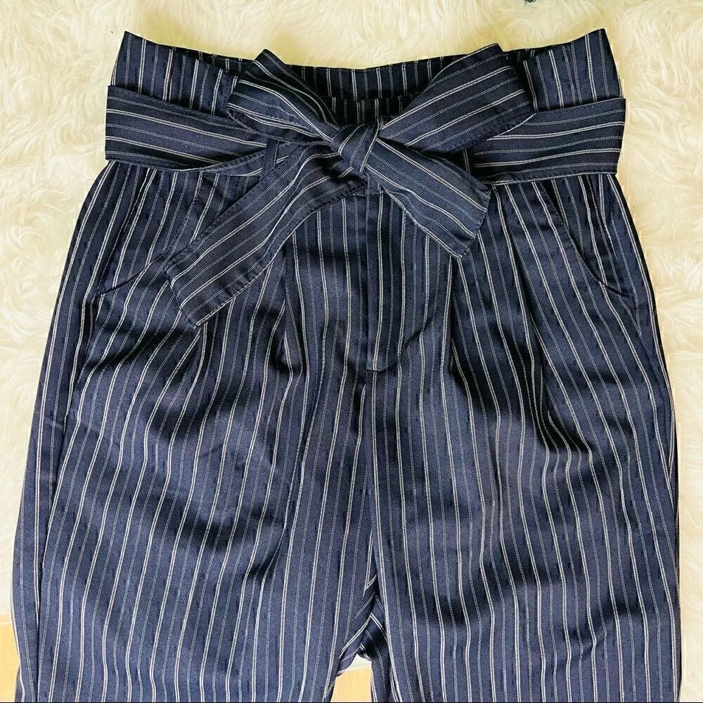 Paper bag high waisted belted style dress pants cropped size 7 Blue - Image 7