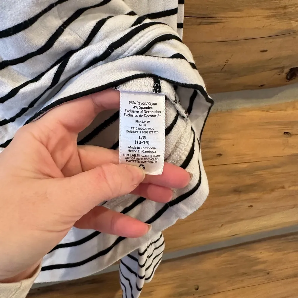 Women's Pullover Striped Hoodie - Image 4