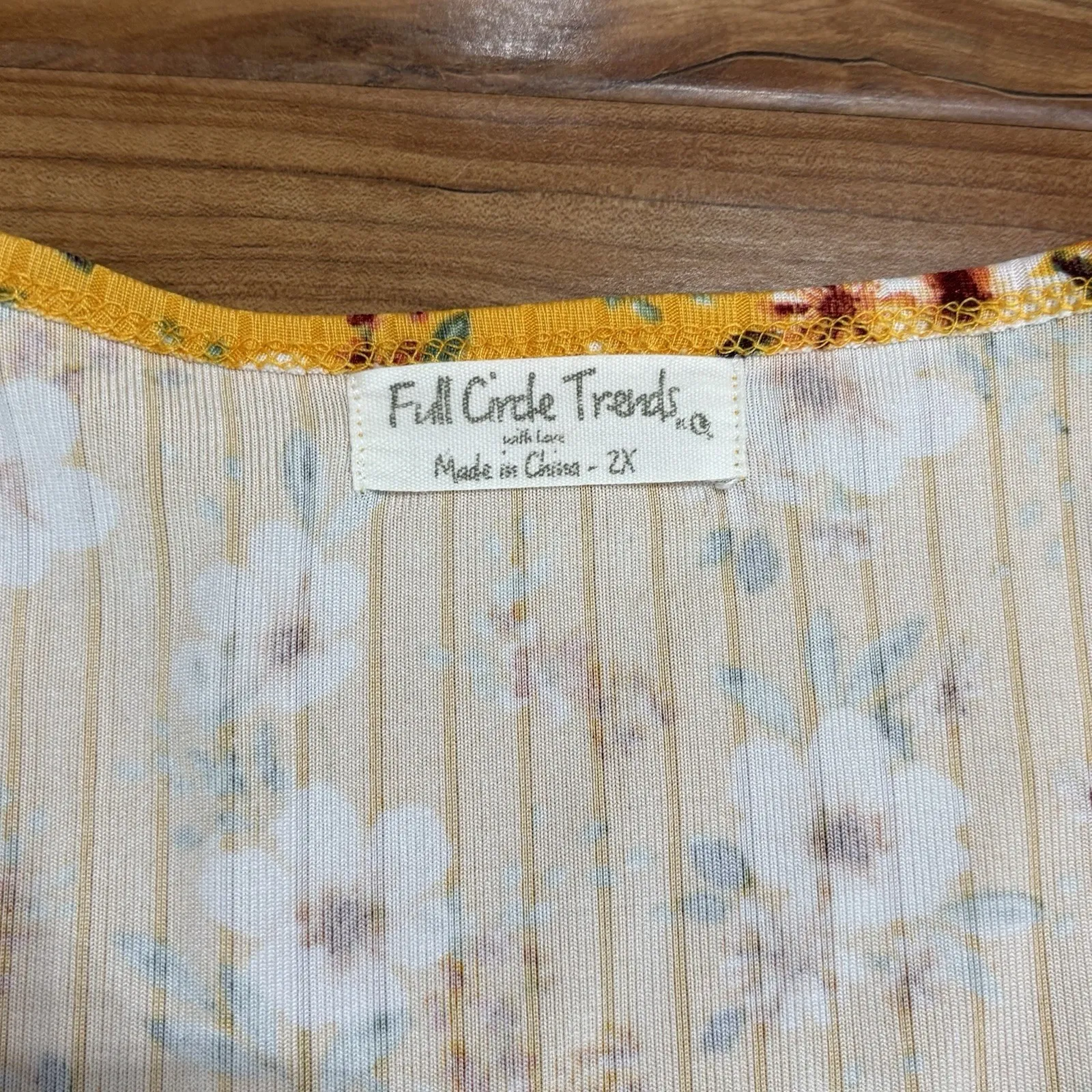 Full circle floral short sleeve knit top womens plus size 2X ribbed lettuce hem‎ - Image 5