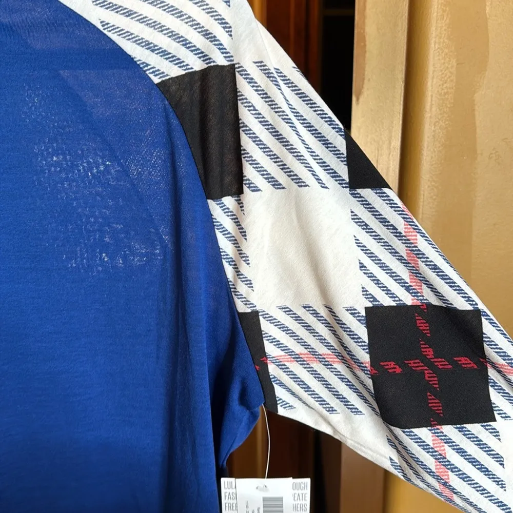 NWT Lularoe Randy Blue w/ White Blue Black Red Plaid Sleeve Size XL - Image 5