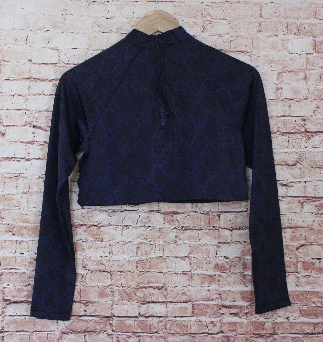 | Snakeskin Crop Rashguard UPF Protection - Image 3