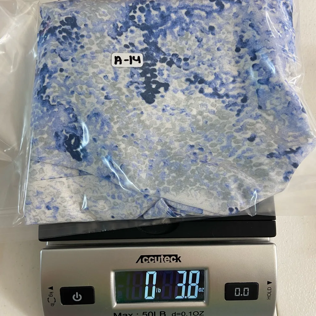 NWOT Violet & Claire women’s bluish purple white print sleeveless blouse top‎ M - Image 7