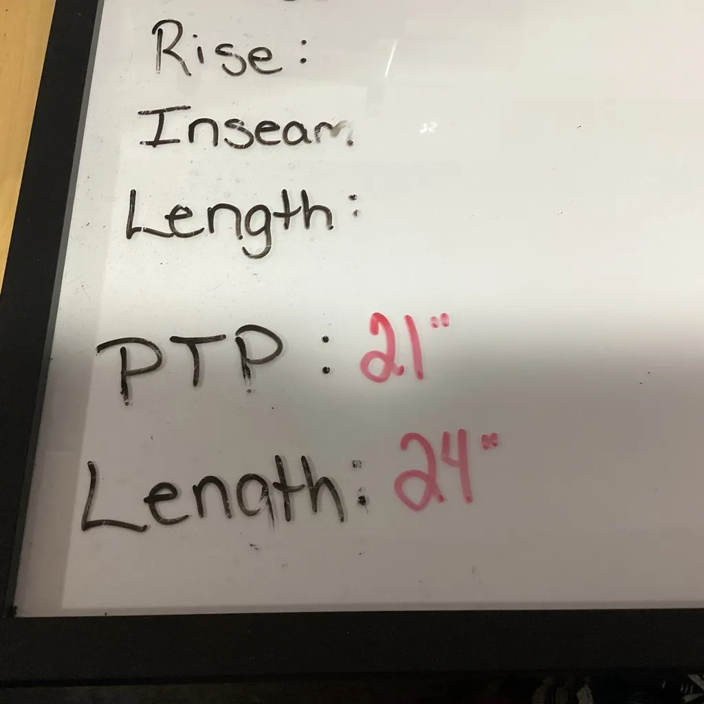 Lululemon To The Point Long Sleeve Size 8 - Image 9