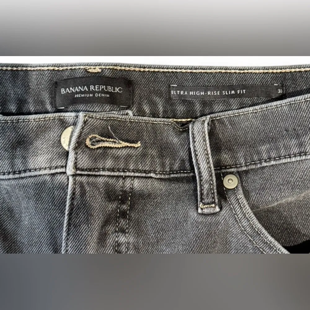 Banana Republic Charcoal Denim Shorts - Image 3