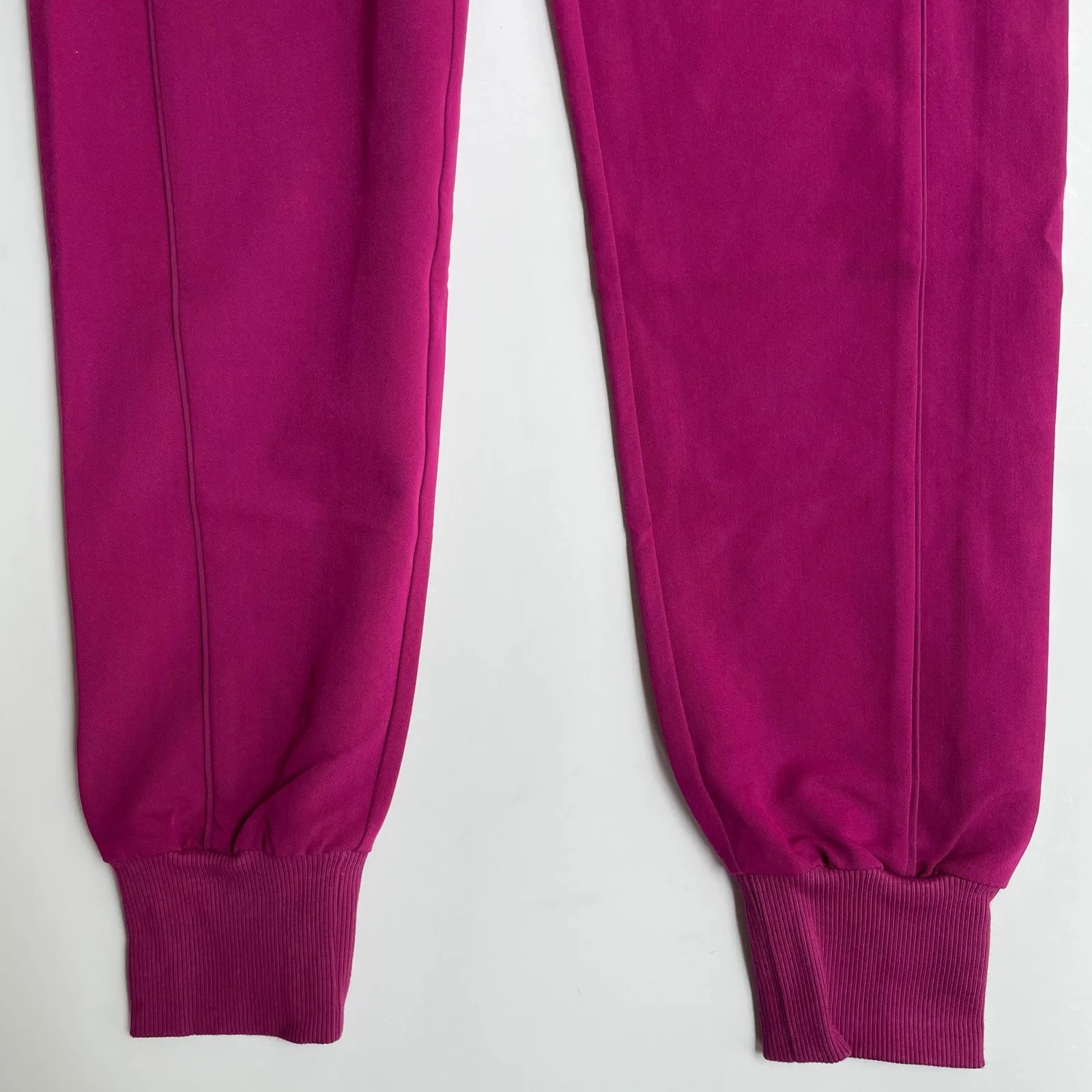 FIGS Boston Slim Jogger Scrub Pants Maroon Purple Size XXS NEW - Image 3