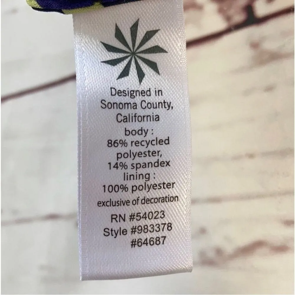 Athleta Pulse Printed Running Shorts Size Small - Image 6