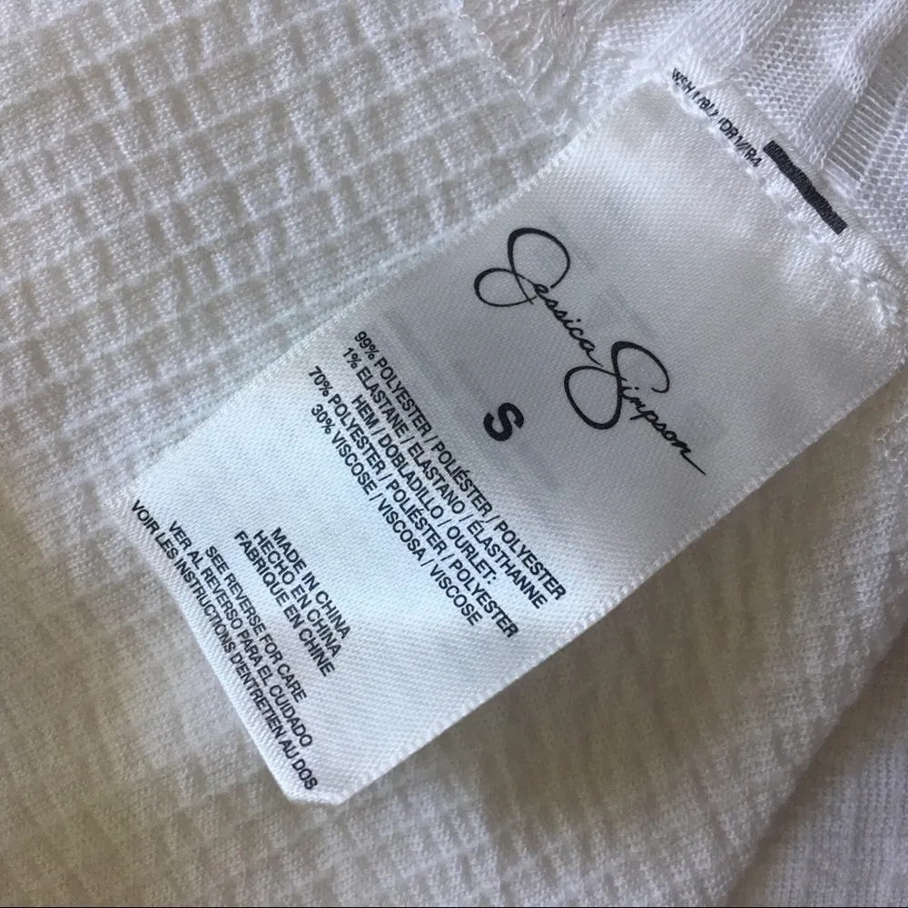 Jessica Simpson off white high low blouse Small - Image 9