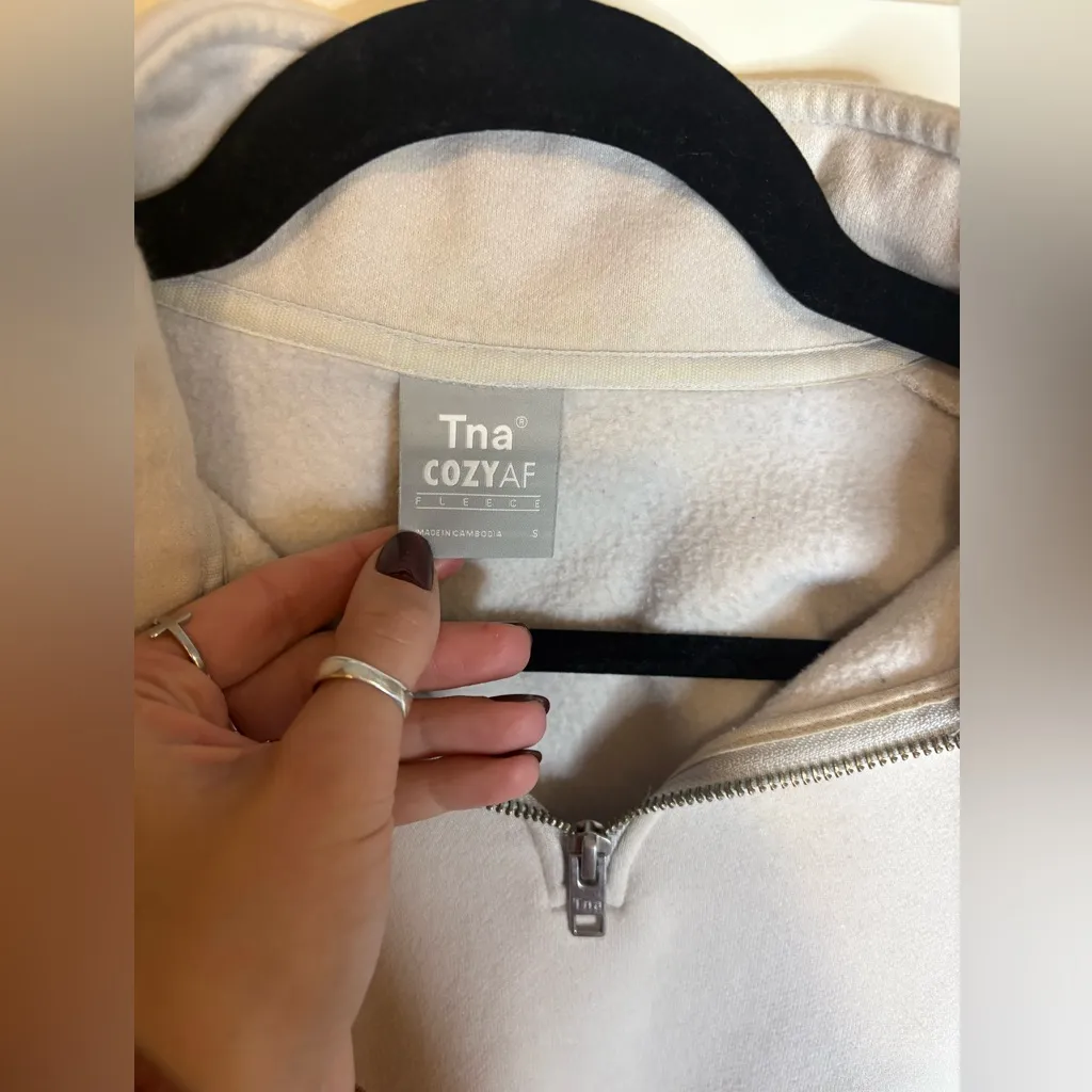 Aritiza TNA Cozy Quarter-Zip Top Size small - Image 3