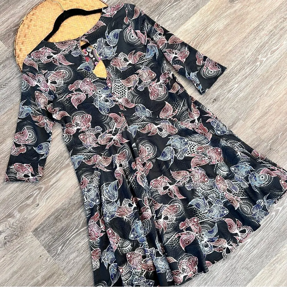 Salaam nwt‎ goldfish printed swing dress - Image 6