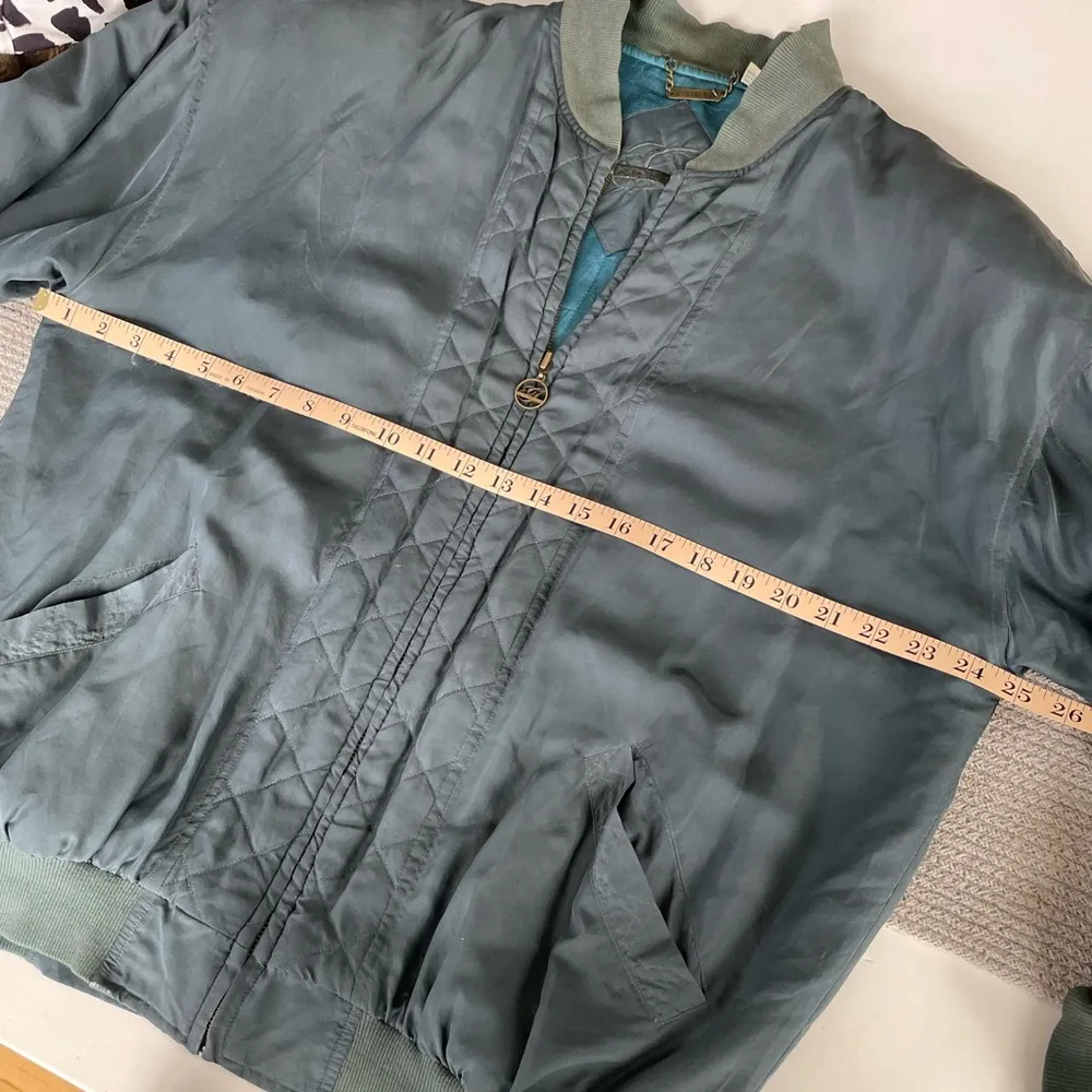 Vintage CV Bicci Teal Silk Quilted Oversized Bomber Jacket Blue Size L - Image 9