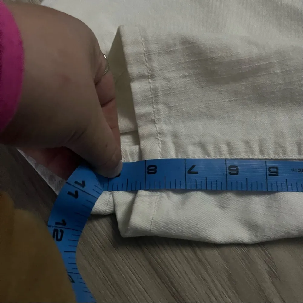 MICHAEL KORS women’s white denim Bermuda shorts 8” inseam Size 14 - Image 5