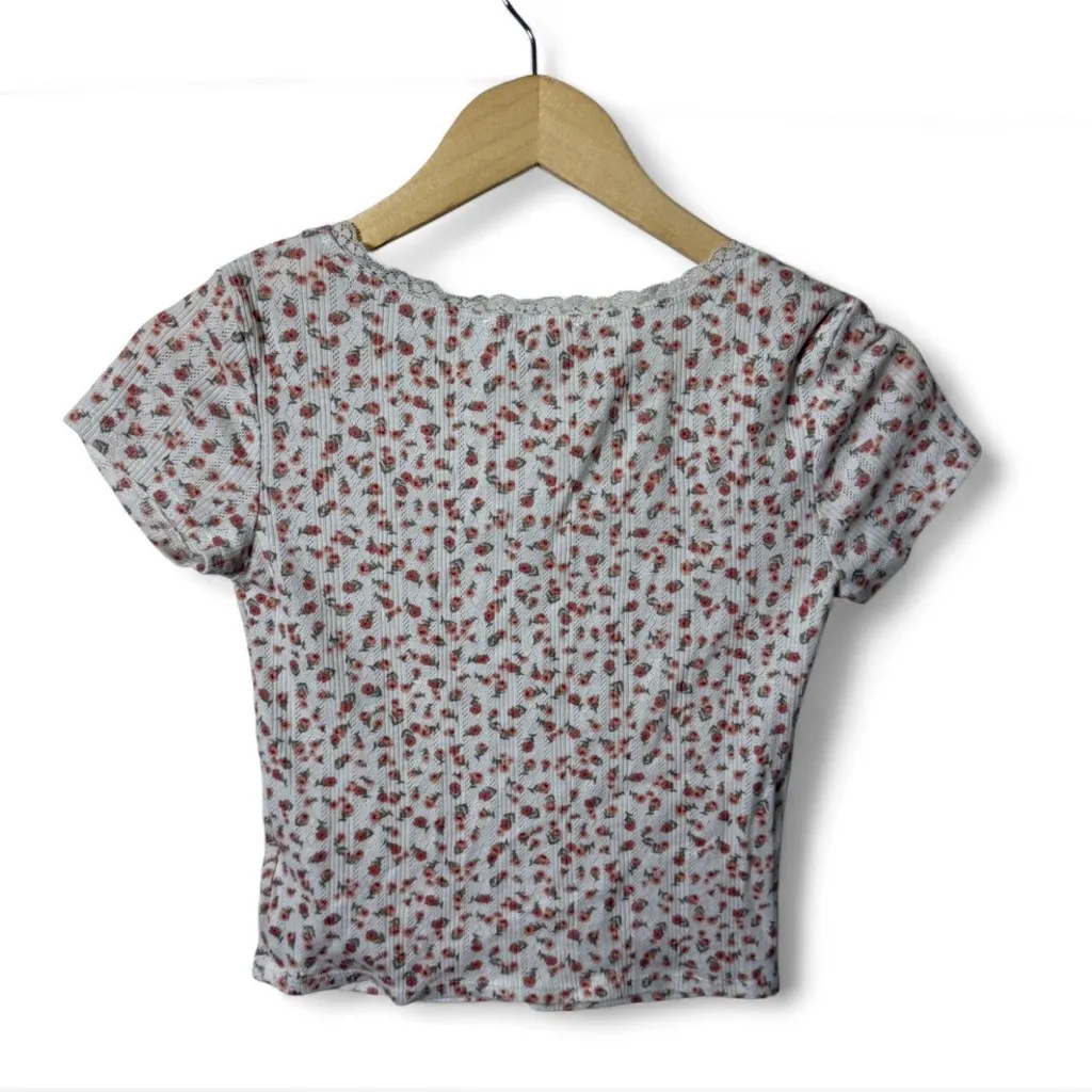 Pink Rose Ribbed Floral Ruched Crop Top Sz Small V Neck Stretchy Knit Tee - Image 2