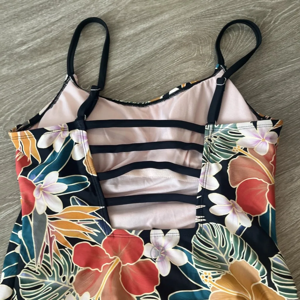 Hurley Size L Swimsuit Black Hibiscus Floral One Piece Hawaiian Cruise Island - Image 5