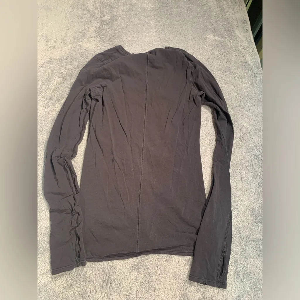 lululemon athletica Dark Gray/black Long Sleeve Top - Image 6